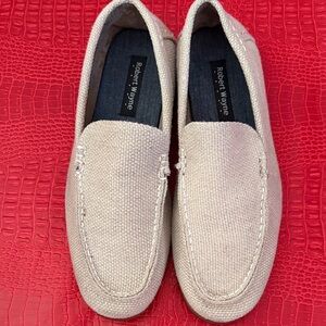 Robert Wayne Men's Beige Slip-On Loafers Size 9D